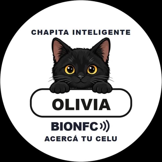 Chapita de Olivia: Gata negra en blanco